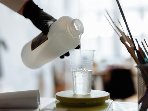 De toepassing van 2-imidazolidinon in plastic productie